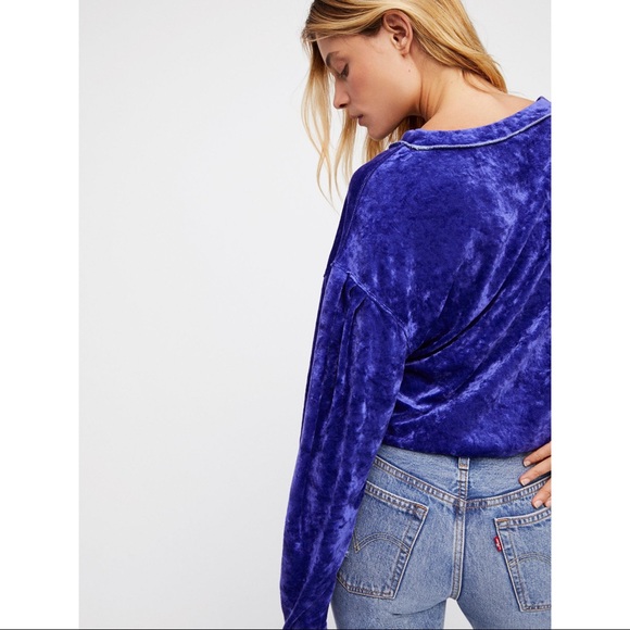 Free People Tops - HP🌈[ We The Free ] Crushed Velvet Milan Top